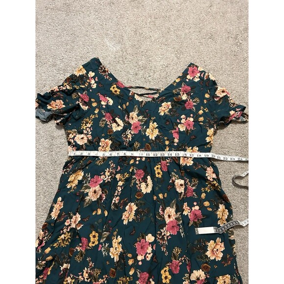 Torrid 2 Dress Real Green Floral Challis‎ Tiered Skater Corset Back Plus Strappy - Picture 7 of 10